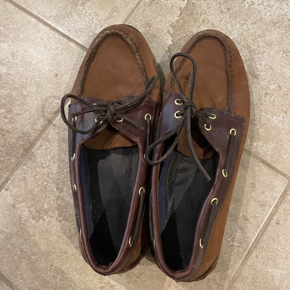 suede & leather sperry boat shoes